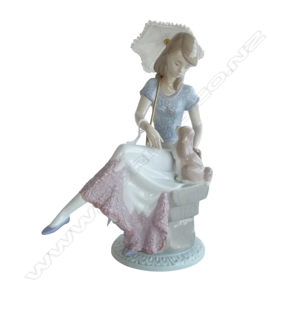 LLADRO #7612 'PICTURE PERFECT' H.215mm Image 1++