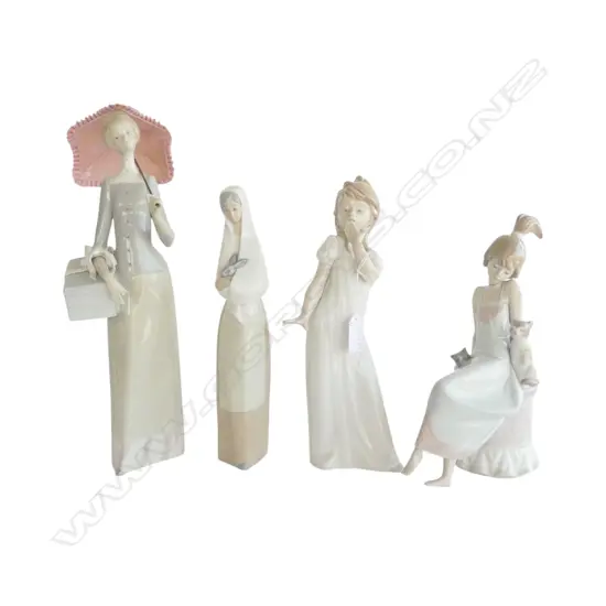 2 NAO FIGURINES AND 2 LLADRO, 2 AF H.350mm