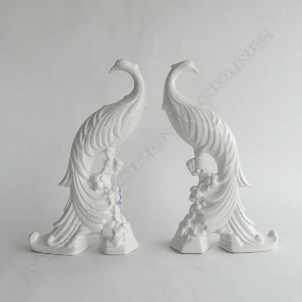 PR PEREIR PORTUGESE PEACOCK CERAMIC SCULPTURES 1 A.F H.320mmn Image 1++