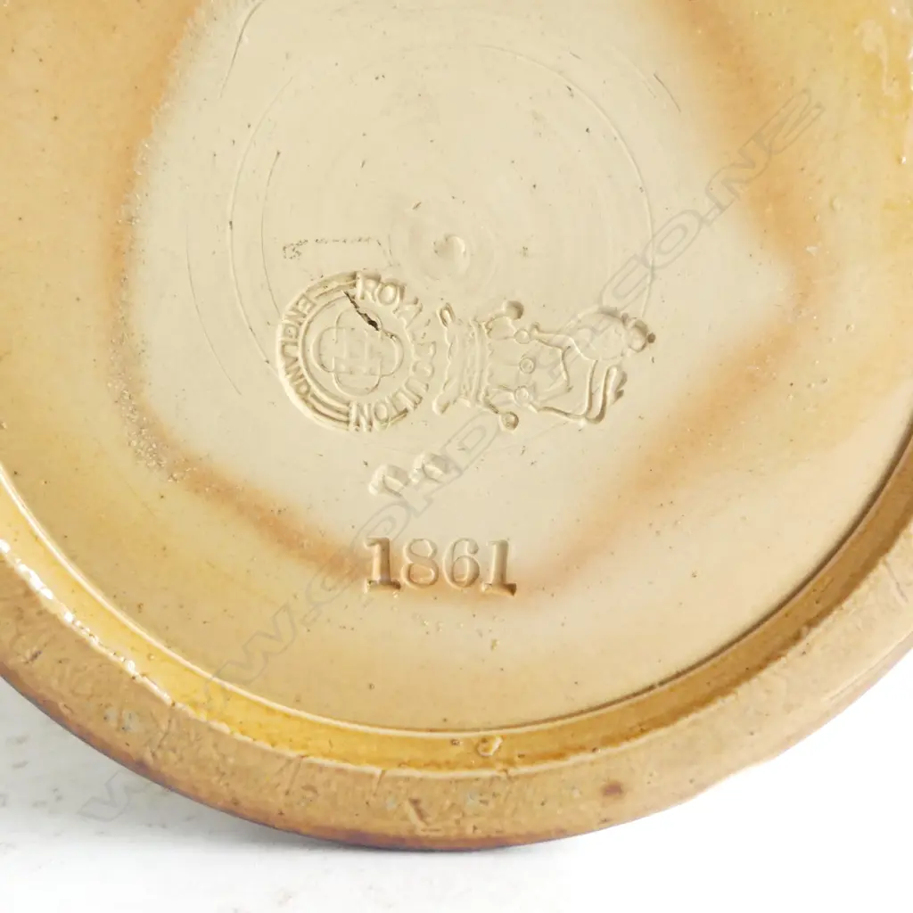 LG EARLY 20thC ROYAL DOULTON JUG H.210mm Image 1++