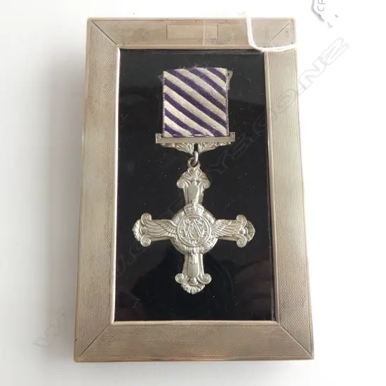 THE 'DISTINGUISHED FLYING CROSS', DATE 1943 ENGRAVED, IN STG SILVER FRAME, BIRMINGHAM 1948, 91gms...