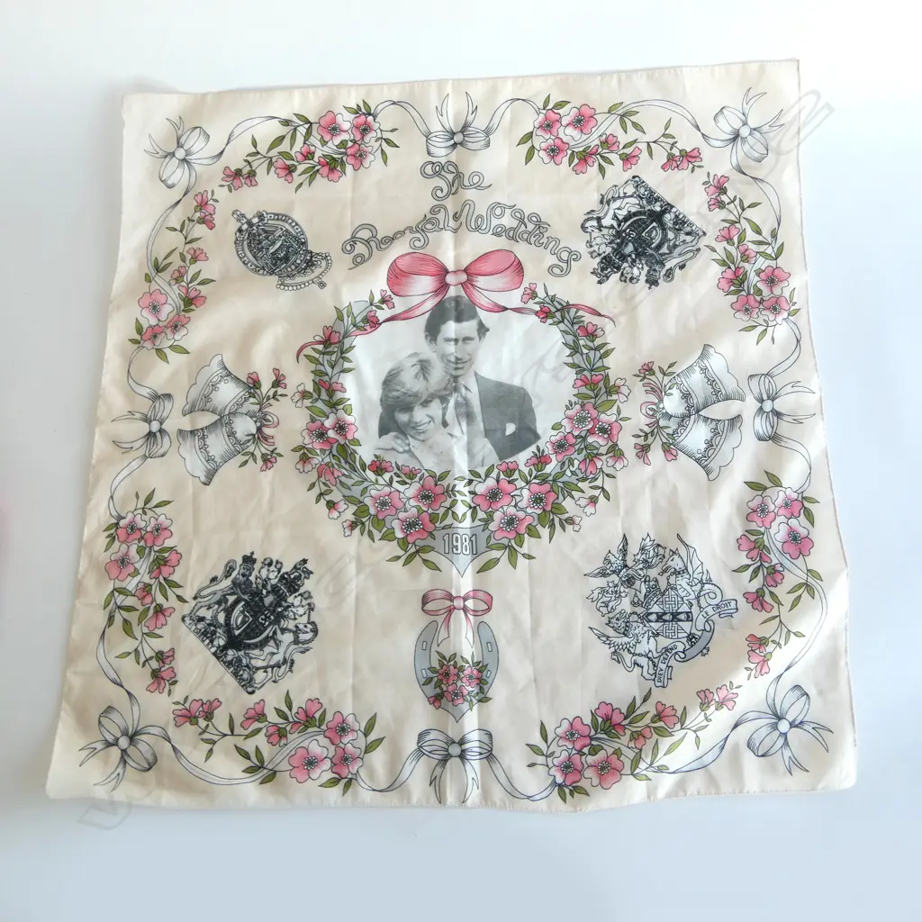 ASST SCARFS, 1 PENNY SAGE, SILK? 2 VINTAGE Image 1++