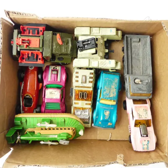 9 MATCHBOX TOYS (INCL. 3 SPEEDKINGS)