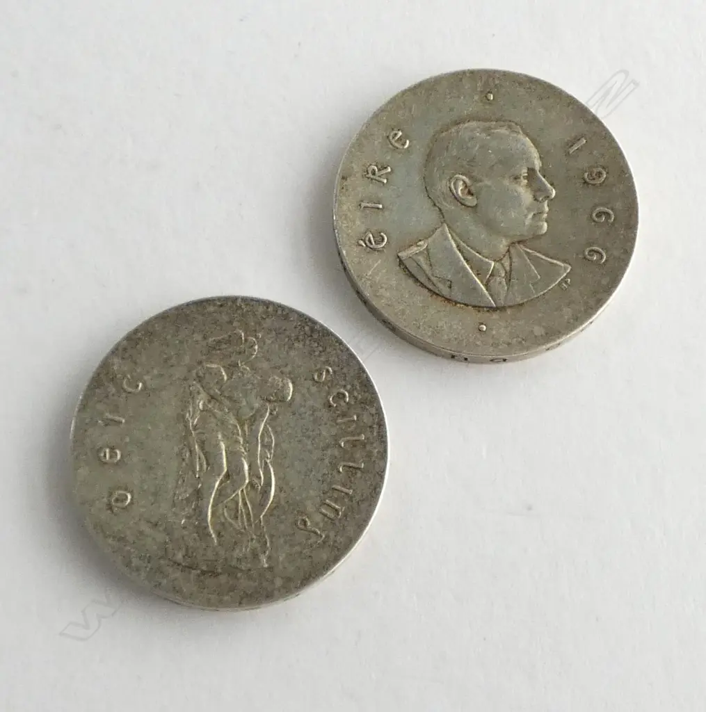 2 1966 IRISH .833 SILVER 10 SHILLING COMMEMORATIVE COINS (issued to celebrate 50th ann. Easter rising), 18.144gm Image 1++