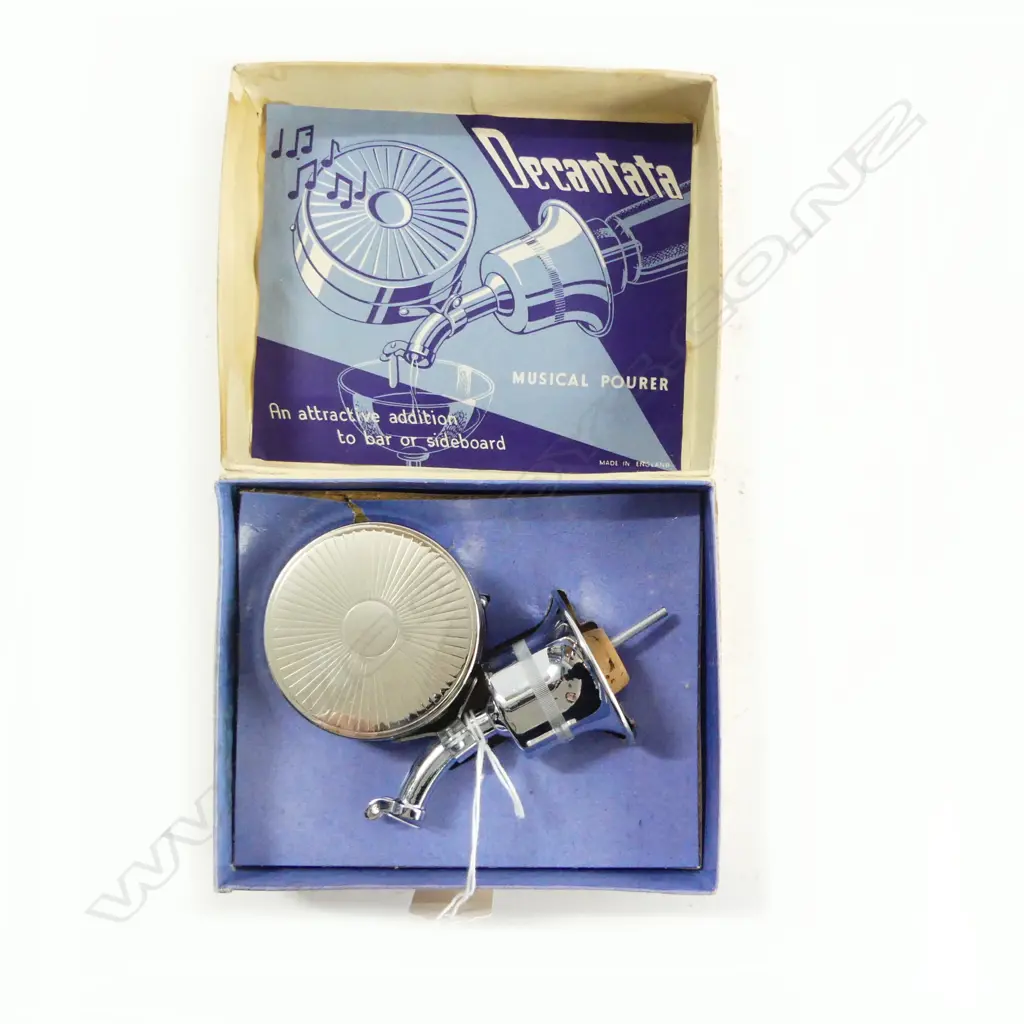 VINTAGE ORIGINAL BOXED 'DECANTATA' MUSICAL BOTTLE TOP POURER 'For a jolly good old fellow'. As new.  Image 1++