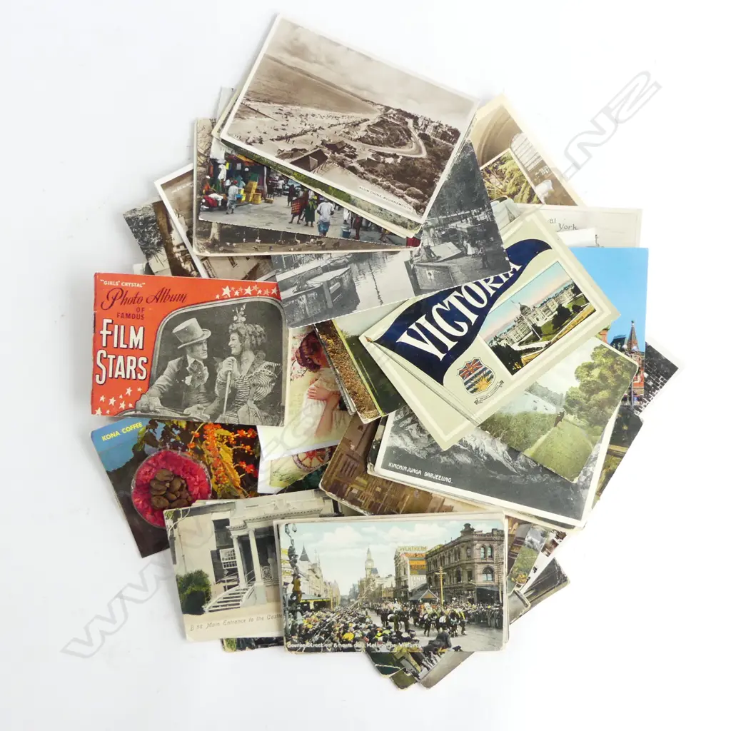 ASST. POSTCARDS Image 1++