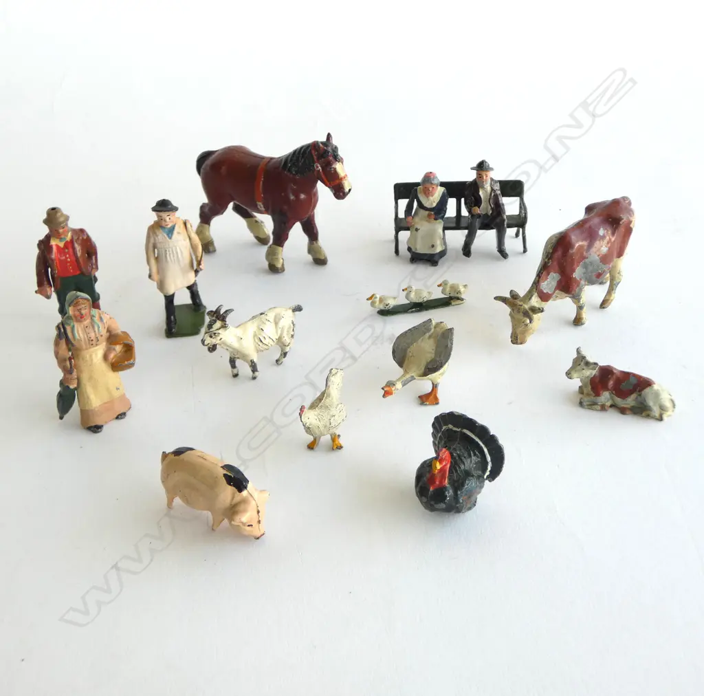 VINTAGE LEAD TOY FARM ANIMALS ETC Image 1++