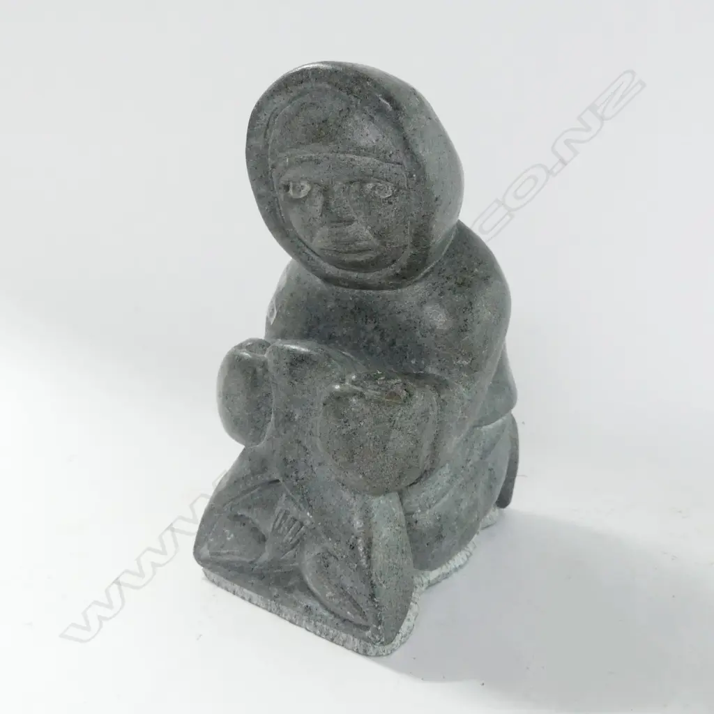 CARVED STONE INUIT FIGURE H.190mm Image 1++
