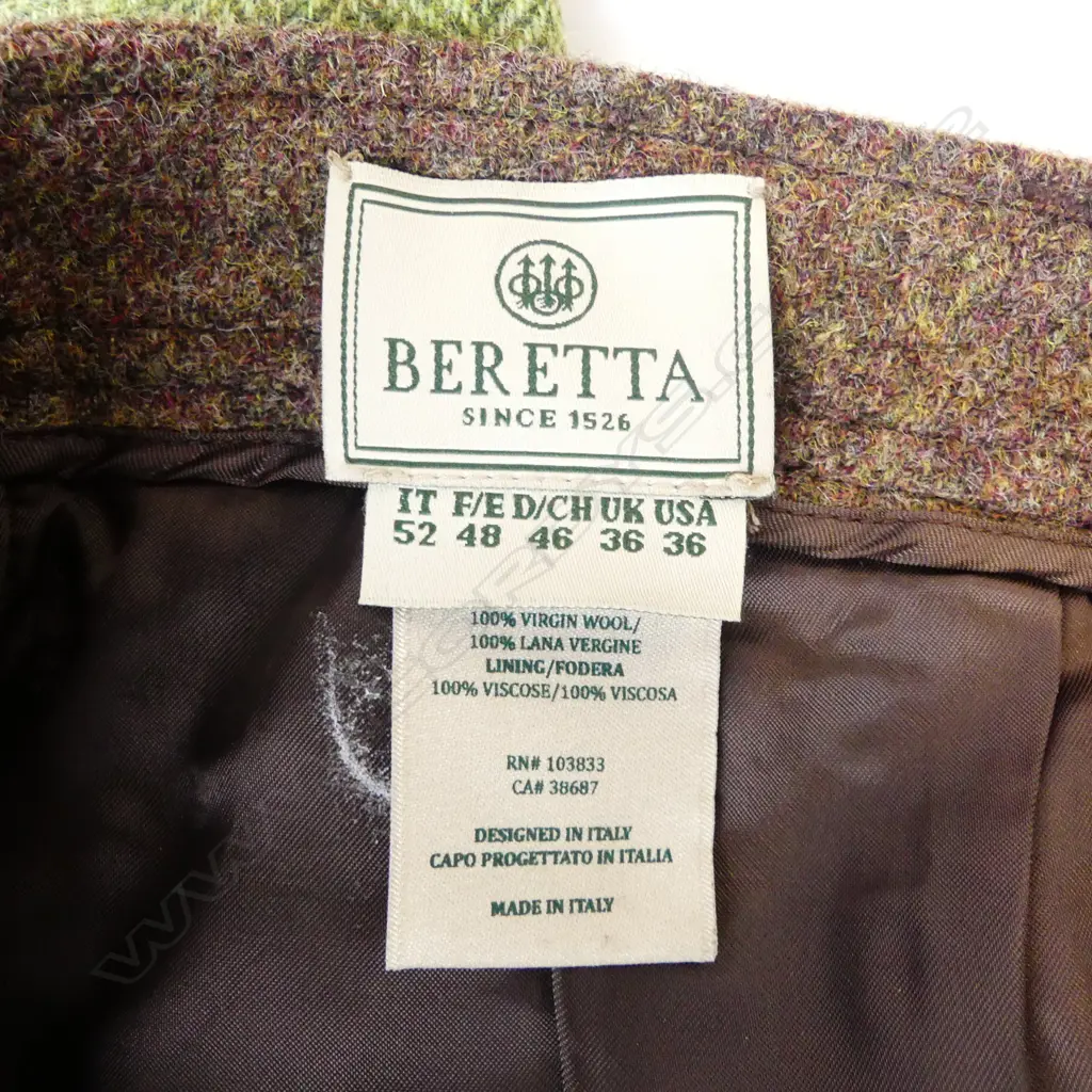 2 PAIRS OF VINTAGE WOOLEN BERETTA HUNTING BREECHES Image 1++
