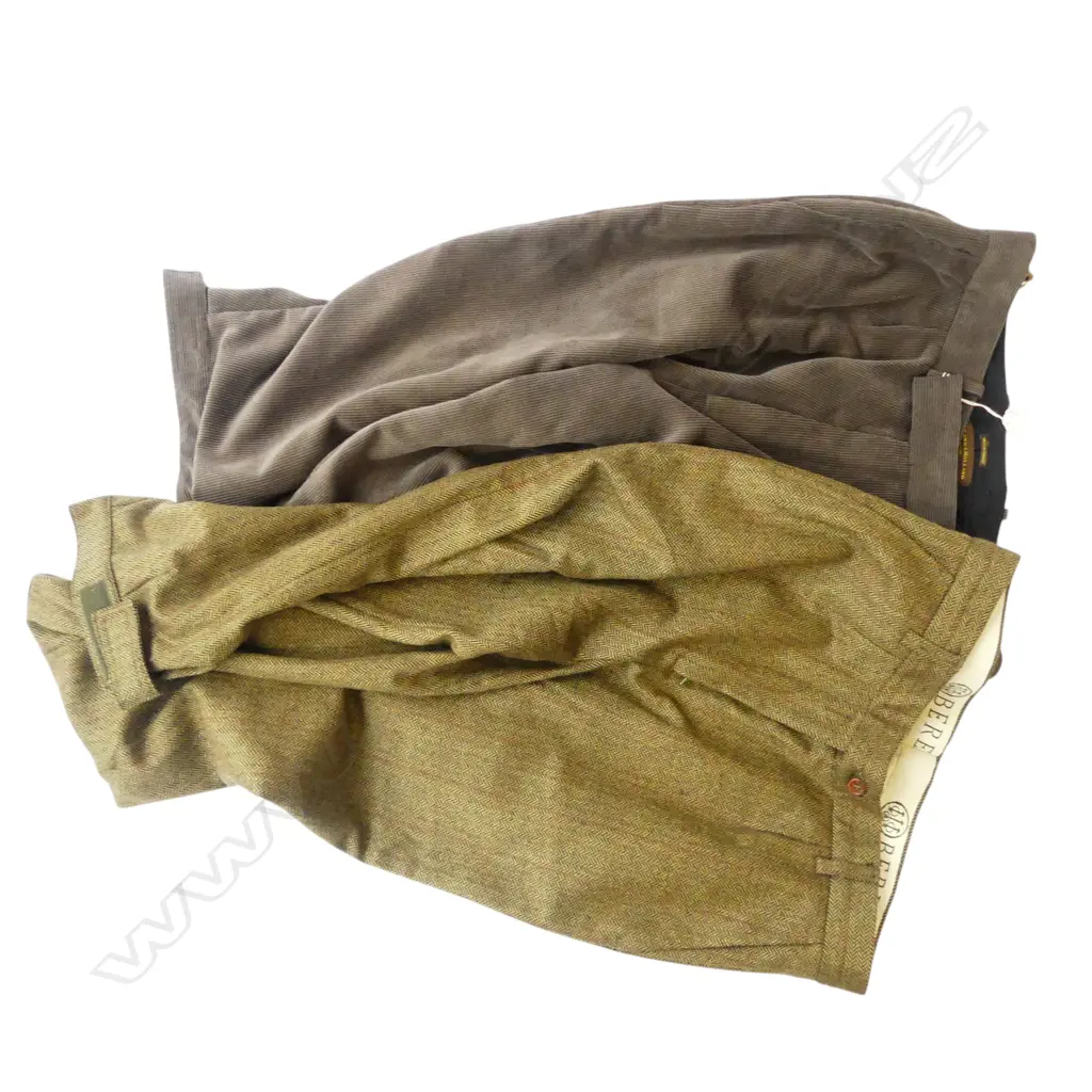 PR OF VINTAGE HOLLAND & HOLLAND CORDUROY HUNTING BREECHES + PR VINTAGE BERETTA FLEECE WOOL HUNTING BREECHES Image 1++