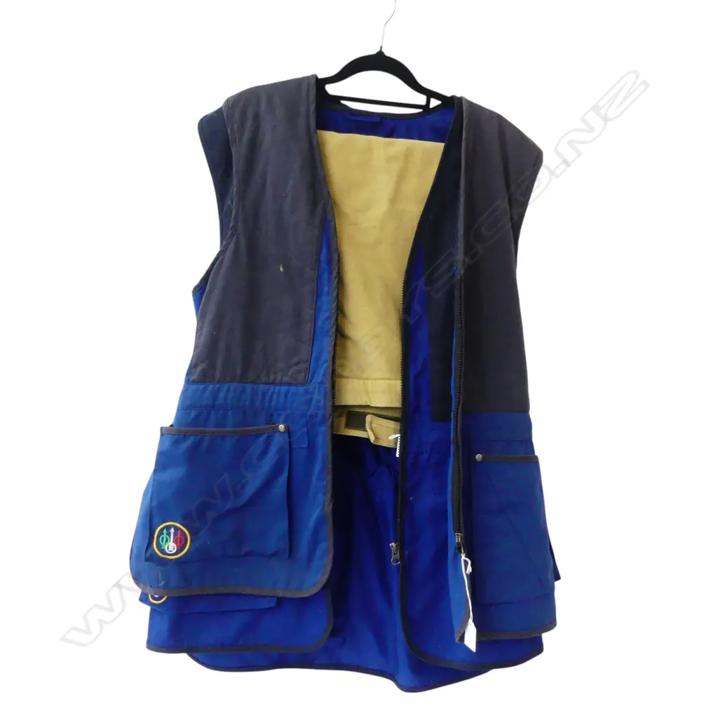 2 VINTAGE BERETTA VESTS (SIZE L & XXL) & PR BERETTA TROUSERS Image 1++