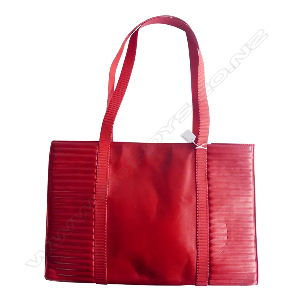 FRENCH RED LEATHER TOTE BAG WITH RUBBER STRAPS Image 1++