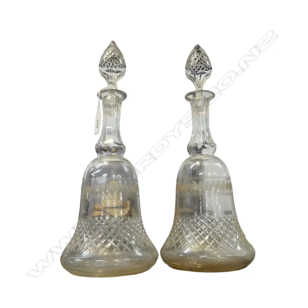 PR OF CUT CRYSTAL DECANTERS WITH BLOWN STOPPERS H.340mm Image 1++