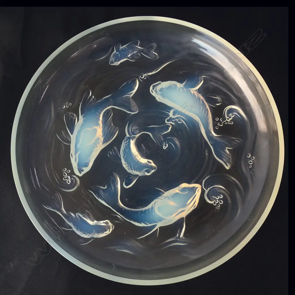 VERLYS FRANCE ART DECO FROSTED GLASS SHALLOW BOWL/PLATE, Dia.315mm, minor scratching to base Image 1++