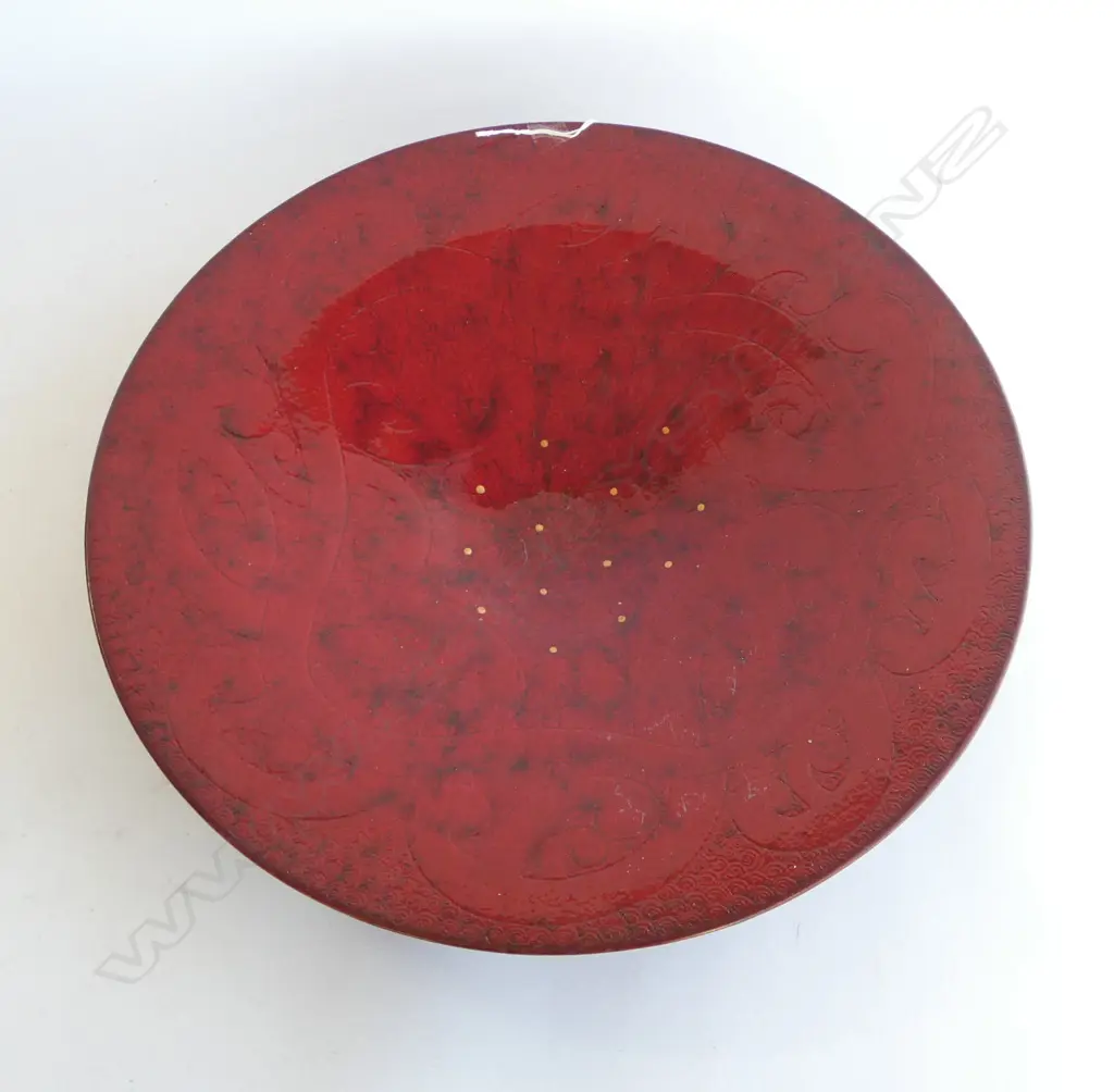 KEUM SUN LEE SHALLOW DISH, RED w GOLD DETAIL, Dia.400MM Image 1++