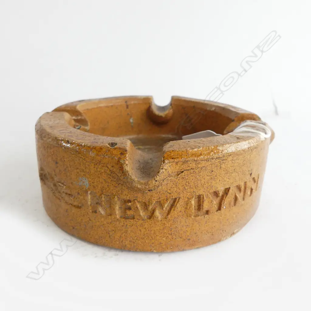 AMALGAMATED BRICK NEW LYNN ASHTRAY made from a pipe cap section. Named. Dia.143mm Image 1++