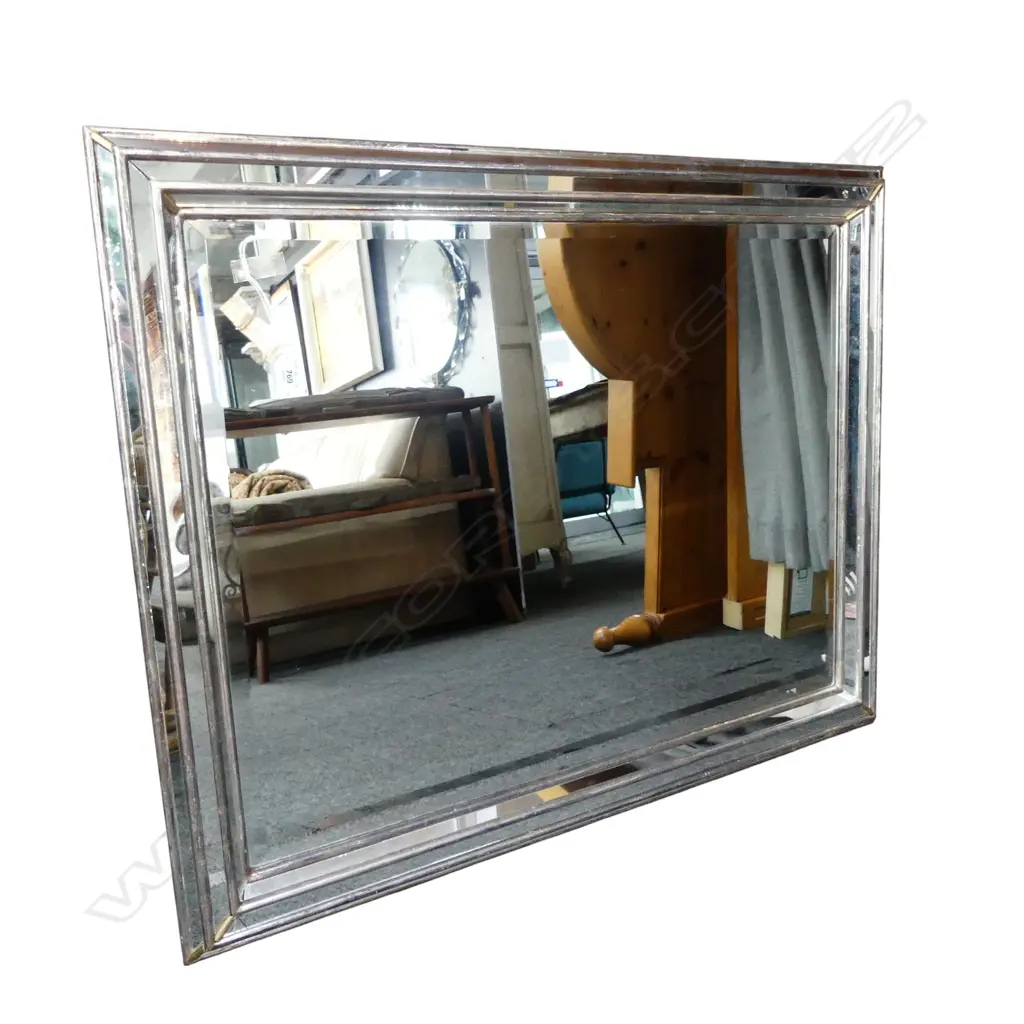 MODERN MIRROR, FAULTS 930x730mm Image 1++