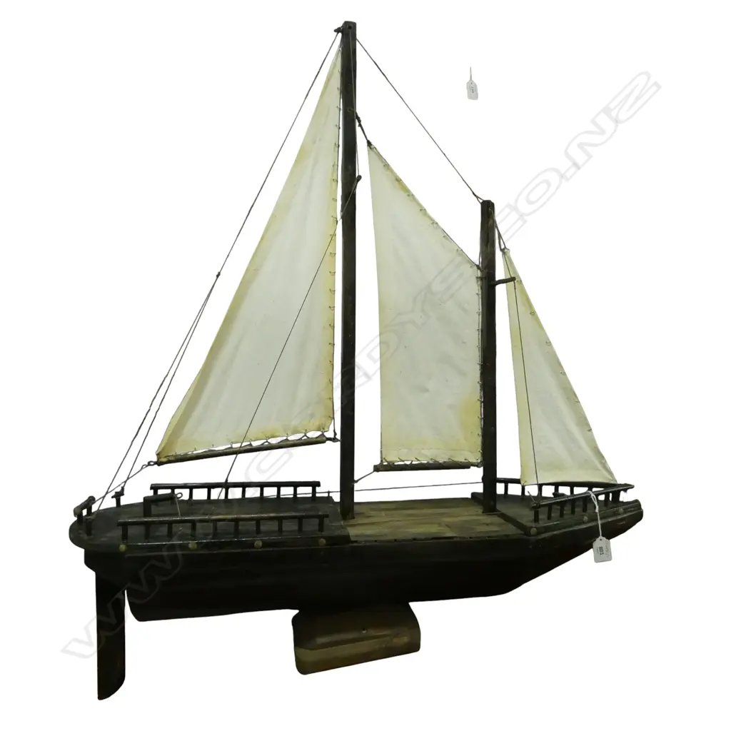 SCRATCH BUILT FOLK ART SAILING SHIP H.830mm L.810mm Image 1++