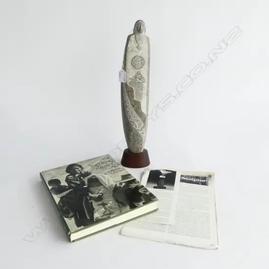 CLIFFORD FRAGUA STONE CARVING 1995 H.435mm + BOOK 'THE ENDURING NAVAHO'