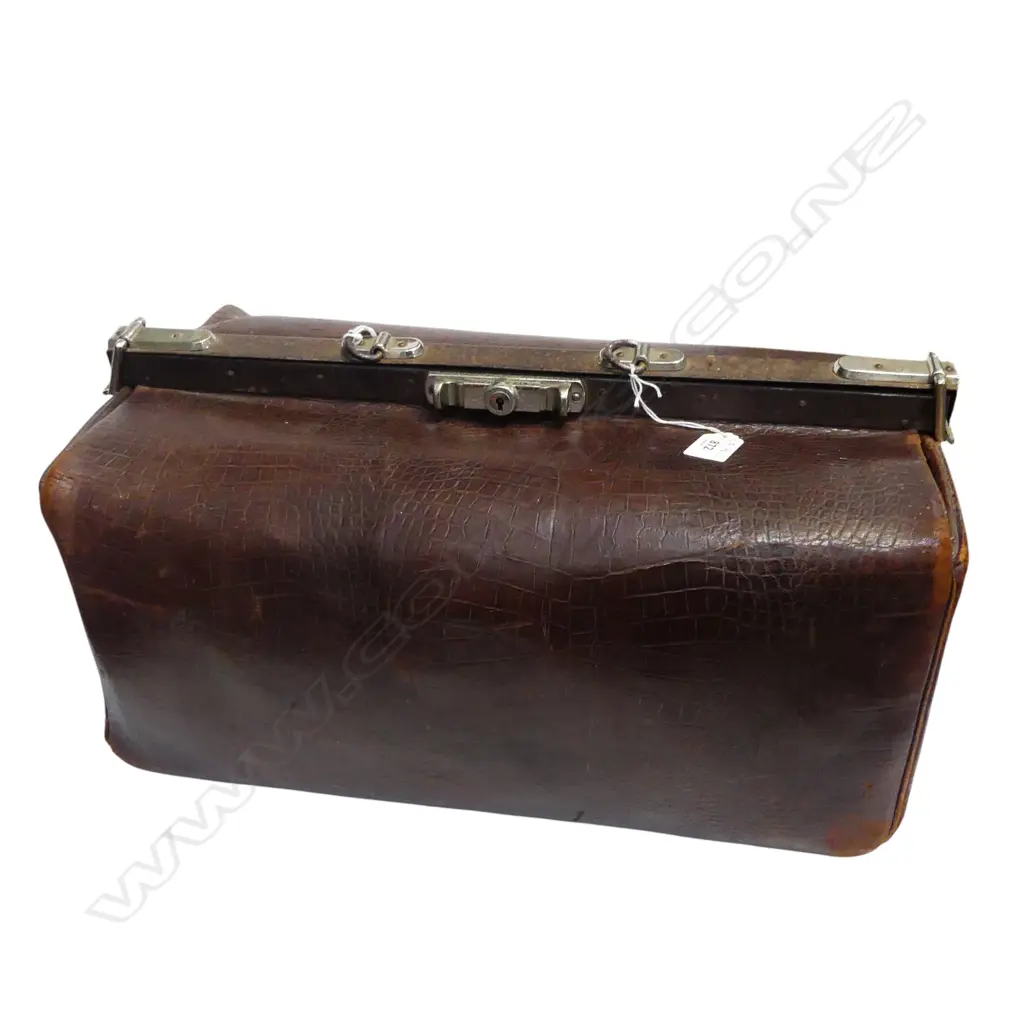 VINTAGE LEATHER DOCTORS BAG W.510mm Image 1++