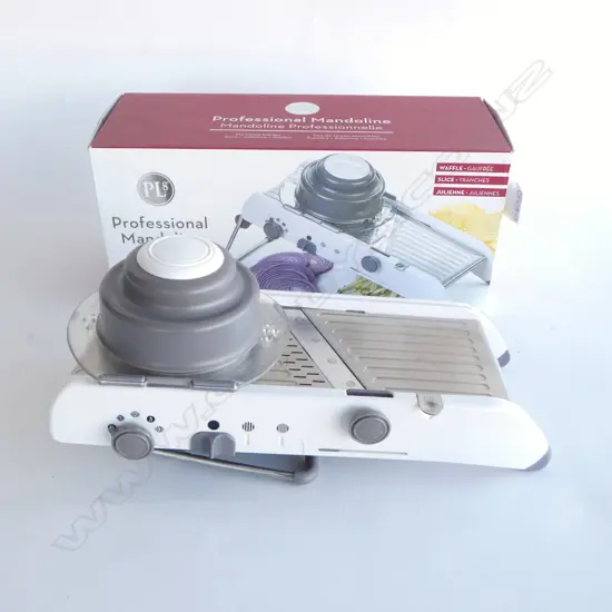 PROFESSIONAL MANOLINE PL8 - FROM MILLY'S (UNUSED)