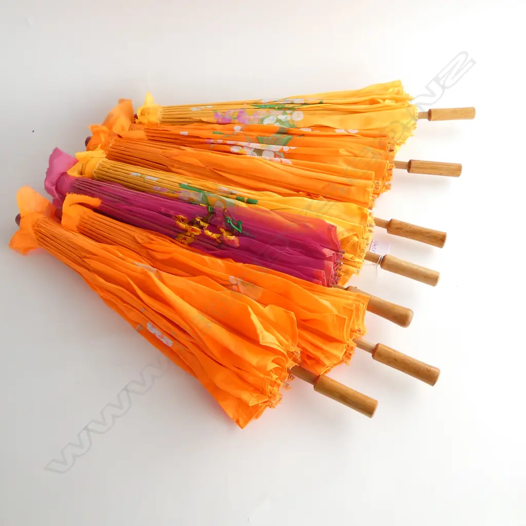 7 ORIENTAL PARASOLS Image 1++