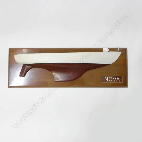 MOUNTED HALF MODEL OF THE 'NOVA' L.770mm