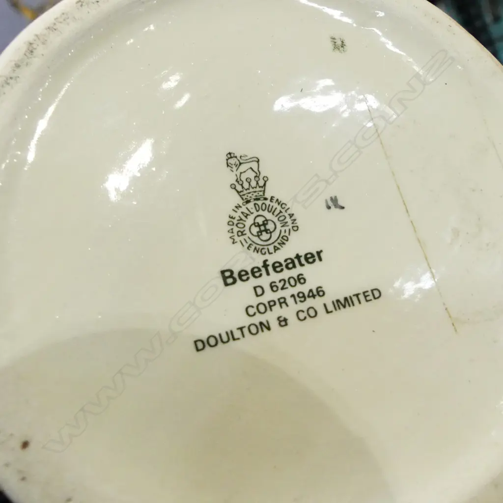 ROYAL DOULTON TOBY + PINK TRICKLE GLAZE TOBY Image 1++