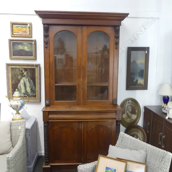 VICTORIAN BOOKCASE 1280x500x2350mm