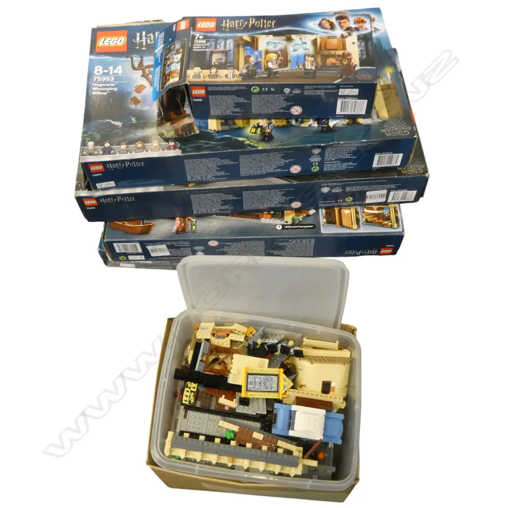 4 HARRY POTTER LEGO SETS, COMPLETE Image 1++