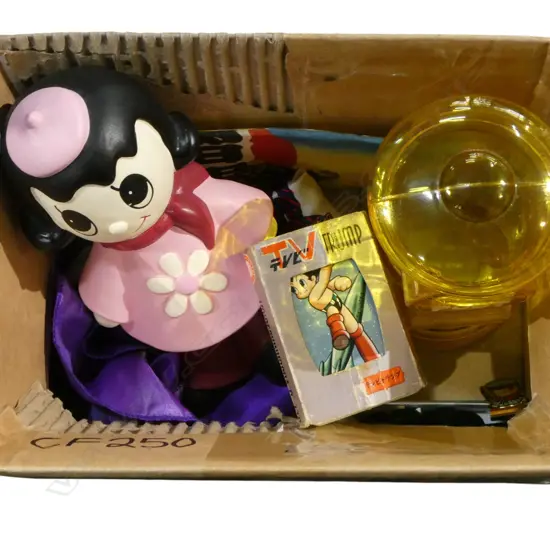 SCARF, JAPANESE ITEMS, 2 'FLY TEAL' PLASTIC TIKI H.60mm