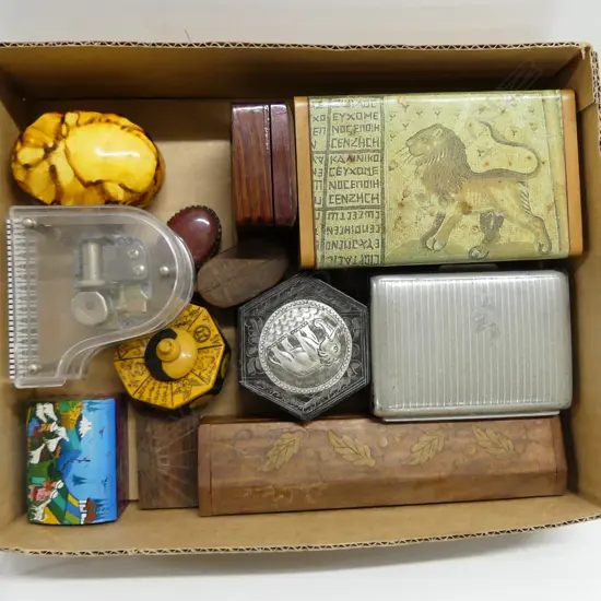 COLLECTION OF 12 TRINKET BOXES