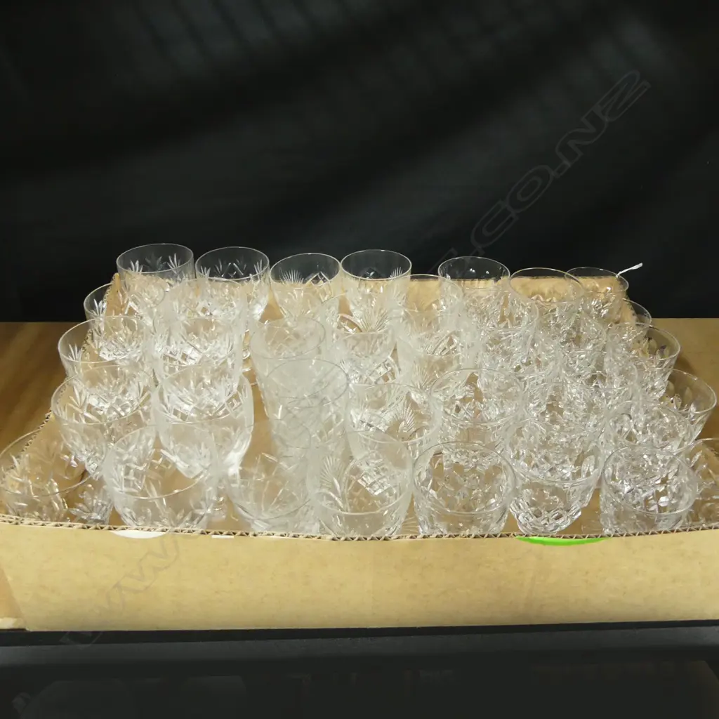 ASST. CRYSTAL DRINKING GLASSES Image 1++