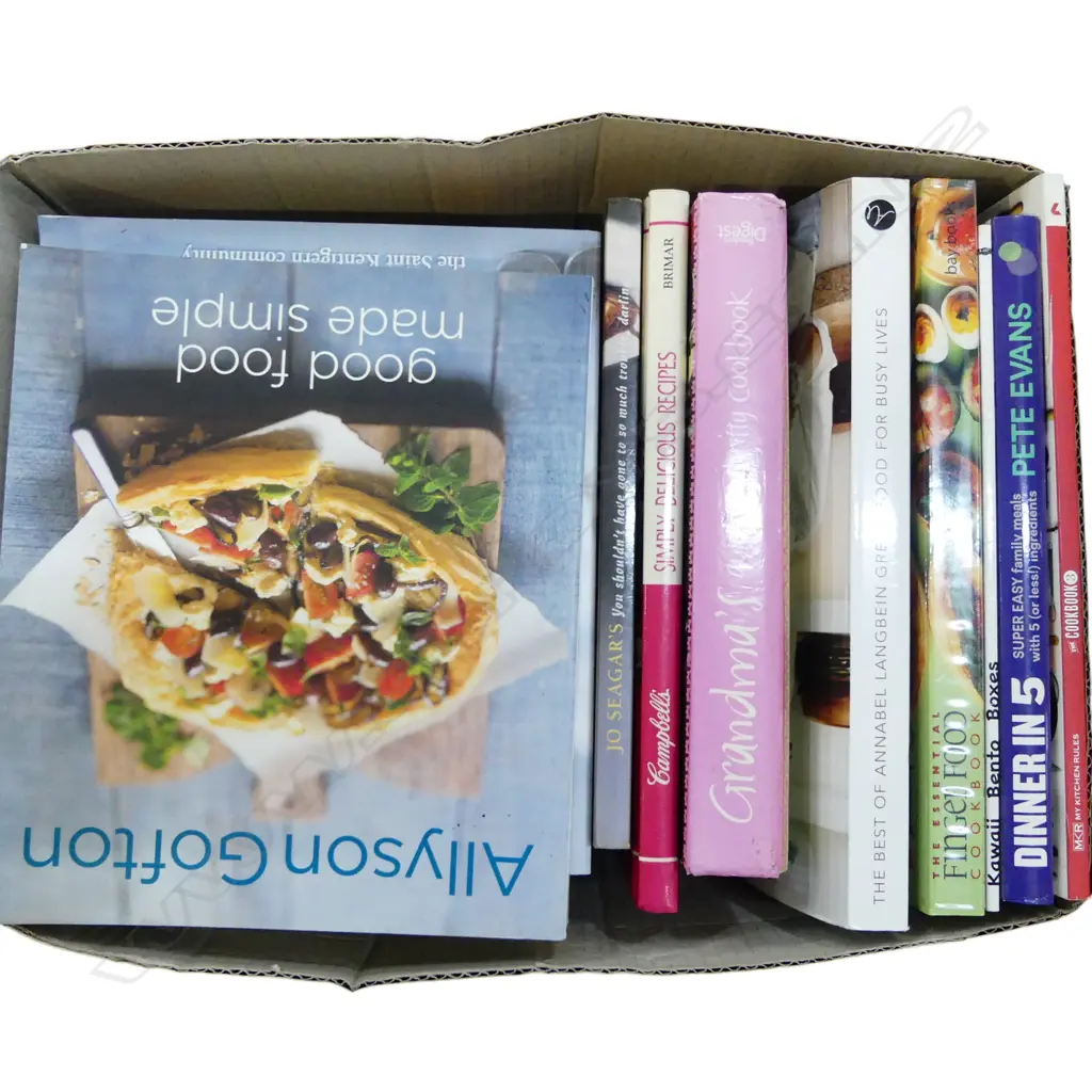 20 VOLS. MODERN COOK BOOKS  Image 1++