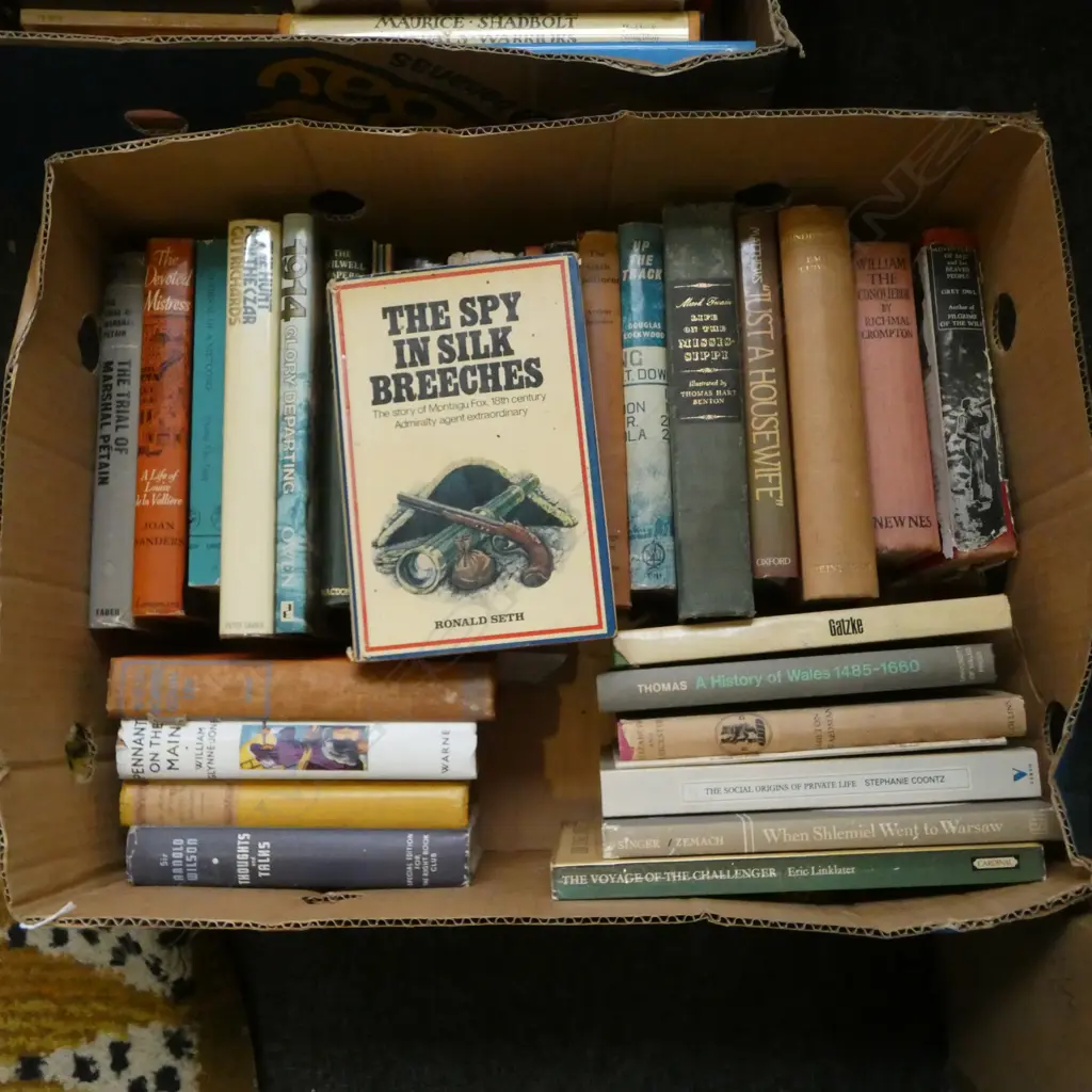 BOOKS; GENERAL HISTORY Image 1++