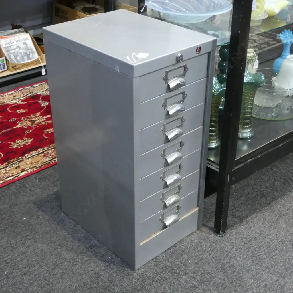 7 DRAW METAL FILING CABINET 300x400x670mm Image 1++