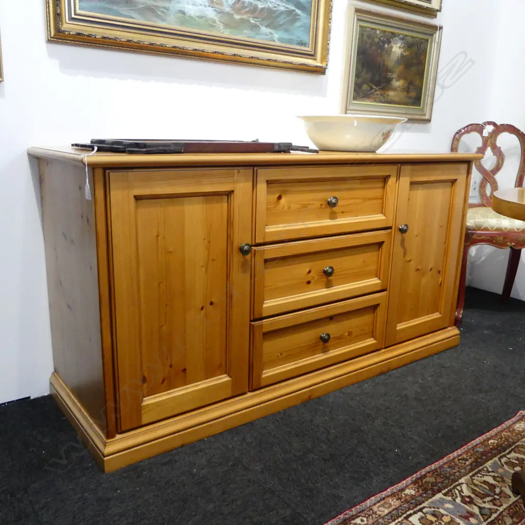 PINE SIDEBOARD 1560x505x800mm Image 1++