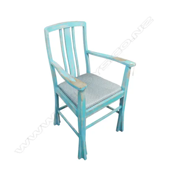 DISTRESSED PAINTED ARMCHAIR 490x580x1010mm