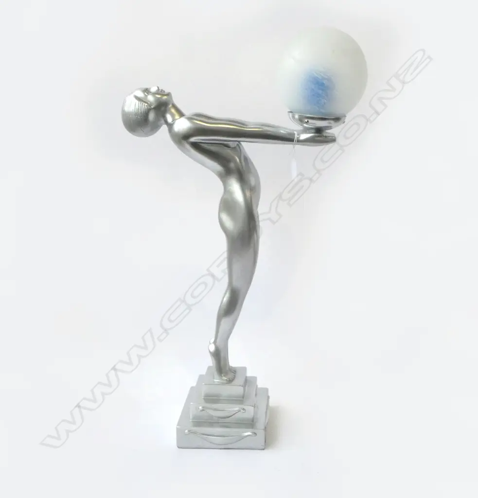 DECO STYLE SILVER RESIN FEMALE FIGURE H.650mm Image 1++