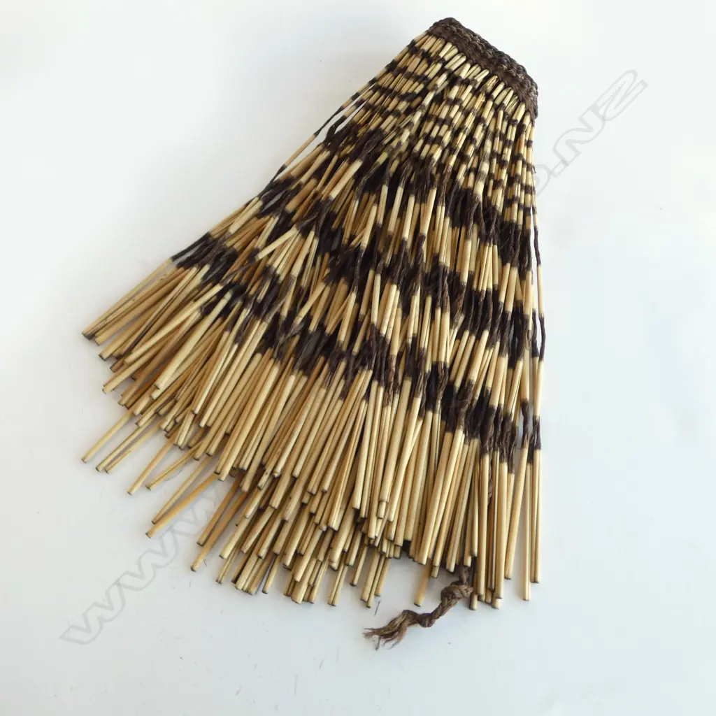 MAORI PUIPUI with dyed highlights showing some degrading & loss  Image 1++