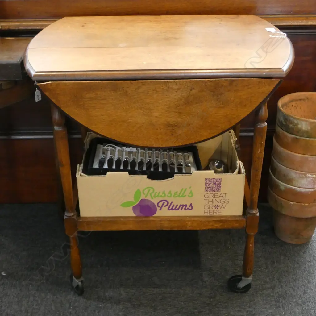 OAK TEA TROLLEY 750x525x790mm Image 1++