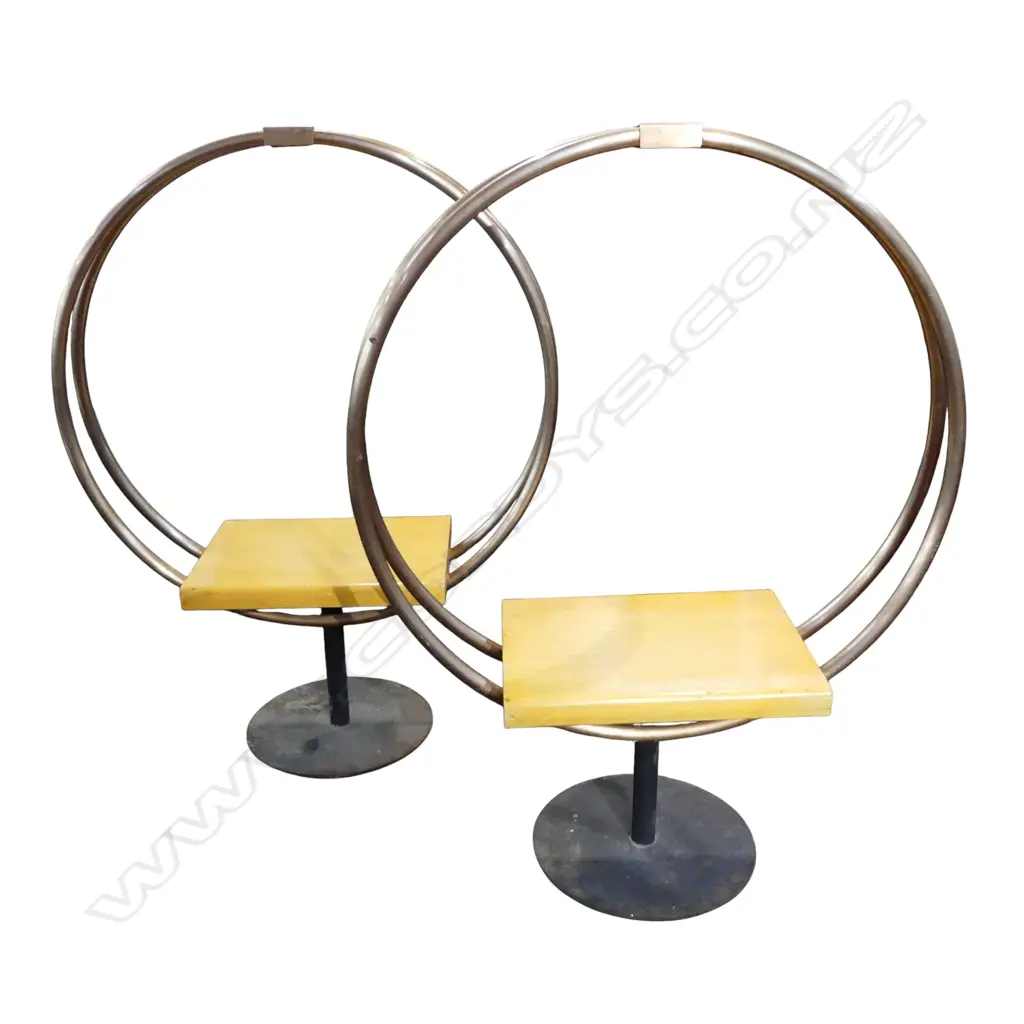 PR VINTAGE JAPANESE EVENT CHAIRS H.1500mm Image 1++