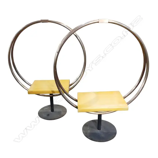 PR VINTAGE JAPANESE EVENT CHAIRS H.1500mm