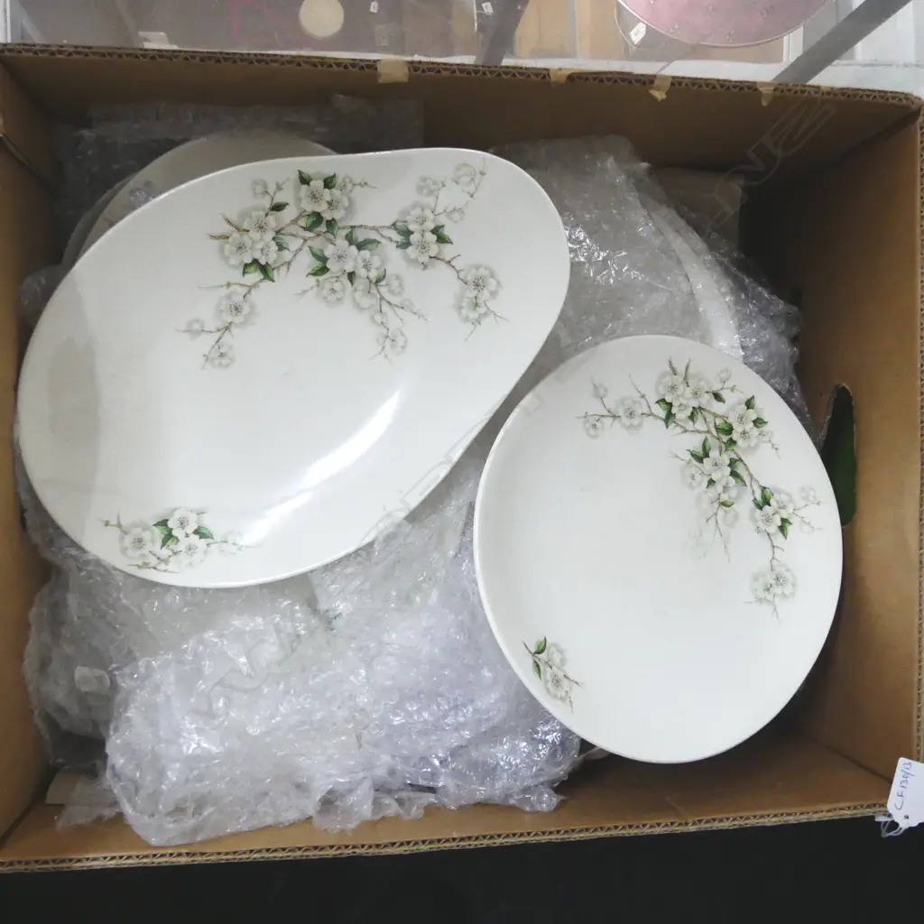 CLARICE CLIFF ROYAL STAFFORDSHIRE DINNER SET Image 1++