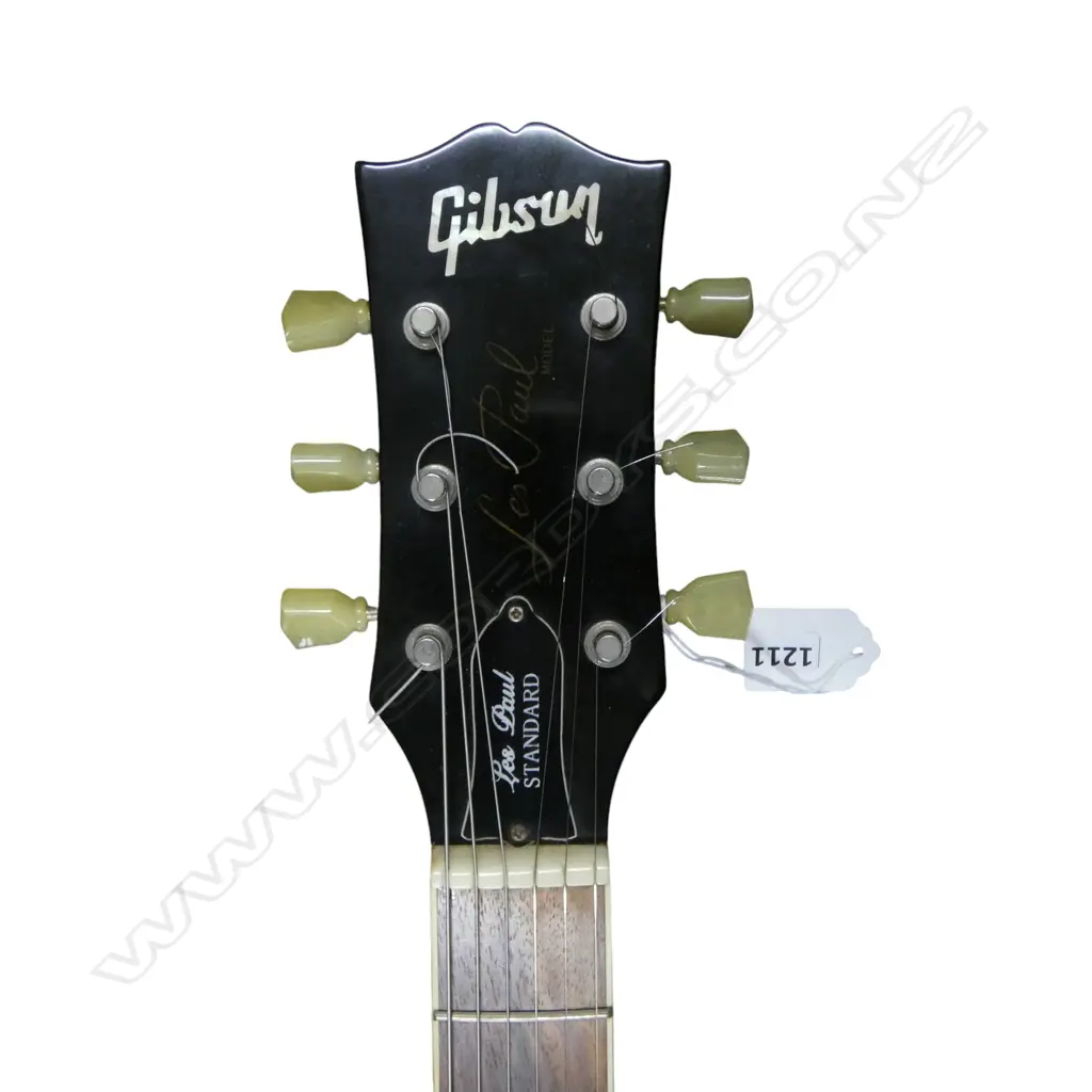 GIBSON 'LES PAUL' ELECTRIC GUITAR #017160651 L.1020mm + STAND PROVENANCE UNKNOWN Image 1++