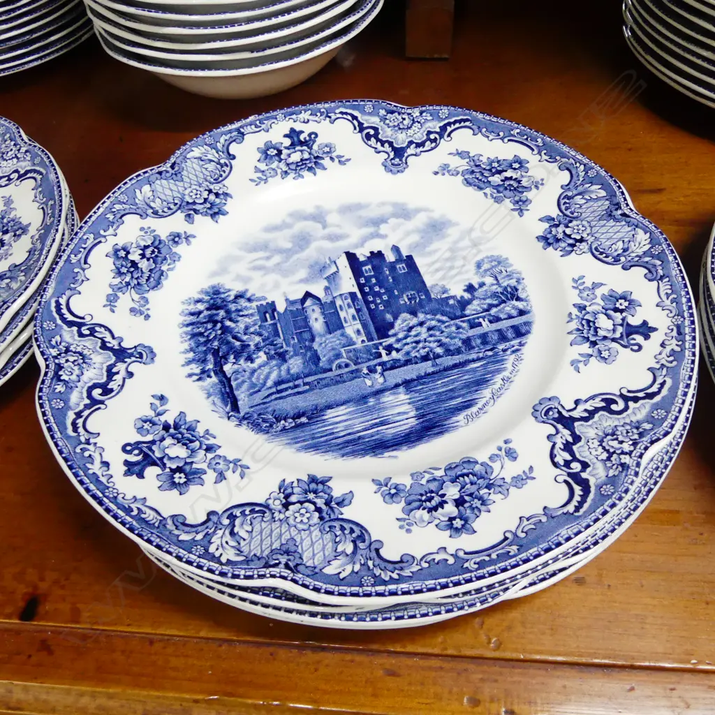 JOHNSON BROS 'OLD BRITAIN CASTLES' PART DINNER SERVICE Image 1++