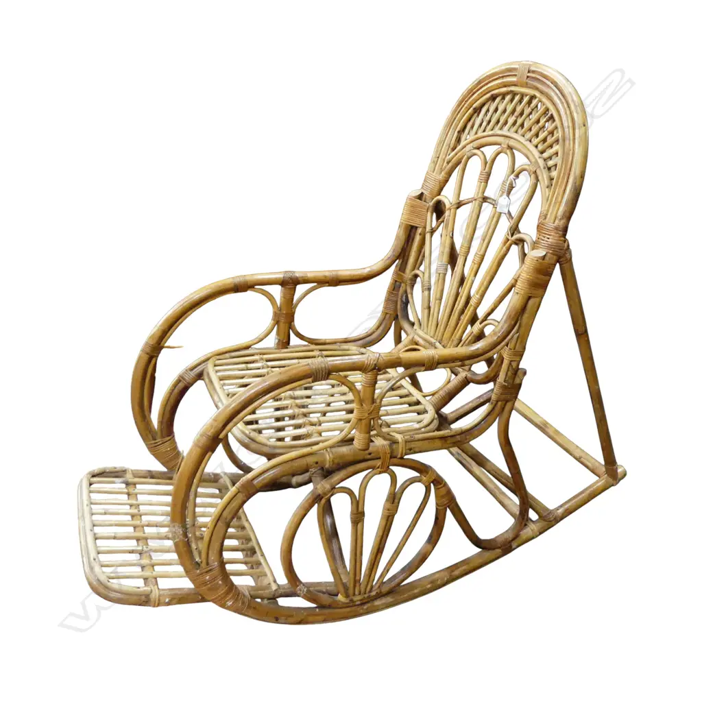 VINTAGE BAMBOO & RATTAN ROCKING CHAIR Image 1++