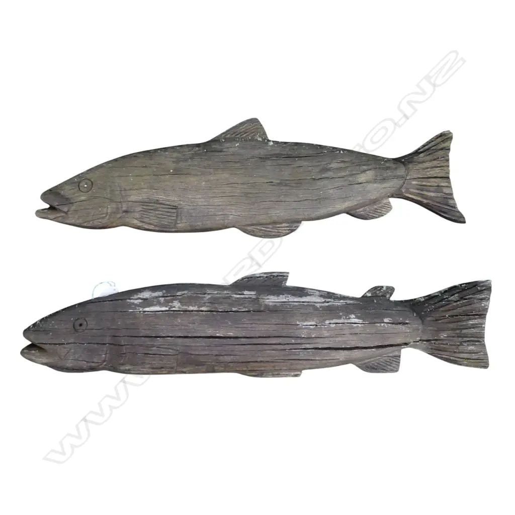 2 HEAVY CARVED HARDWOOD FISH SCULPTURES L.790mm Image 1++