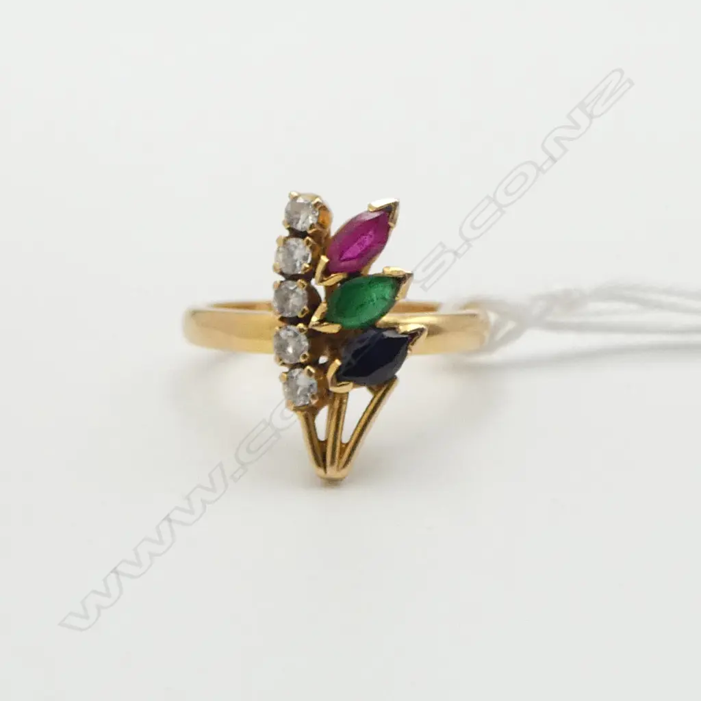 *RTV* 18ct GOLD RING, CREATED SAPPHIRE, EMERALD, RUBY & CZ, 4.66gm SIZE M Image 1++