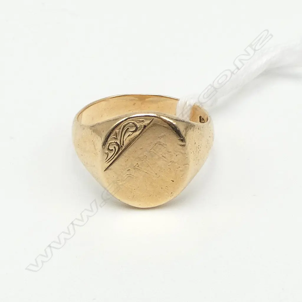 9CT SIGNET RING, 6.5gms SIZE T Image 1++